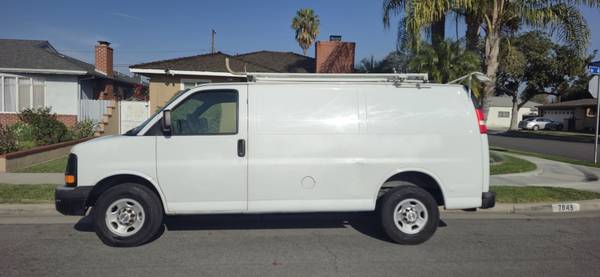 2013 Chevy Express Cargo 2500 clean title Run's Great  reliable 1