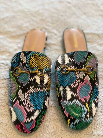 Womens multi colored snake skin shoes 1