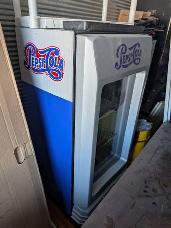 Project Pepsi Cooler True Refrigerator Fridge Not Cooling 1
