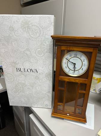 Bulova c4337 mayfair chimming wall clock 1