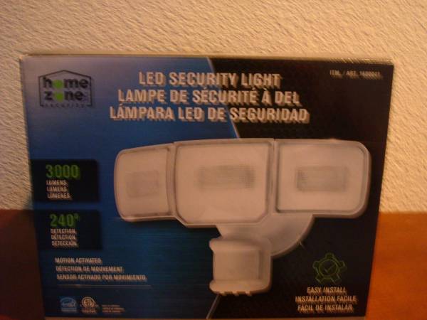 SECURITY LIGHT 1