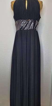 Sleeveless Long Gown with Sequin Waist 1