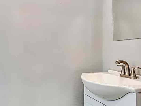 $685 / 2br - 1024ft2 - **Beautifully renovated 2 bed 1 bath home++ (Philadelphia, PA)64024497662466123