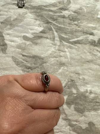 Sterling Silver & Garnet Ring 1