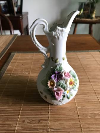 Vintage Lefton porcelain 1