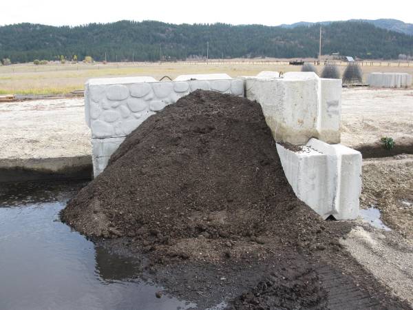 Soil Aid/Forest Compost 58.50 cubic yard 1