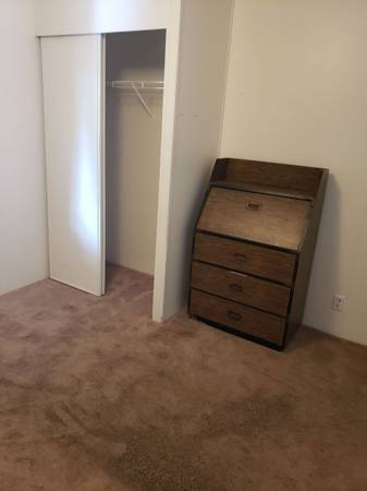 $700 / 1br - 100ft2 - Furnished room (Sheridan)63999453926146121
