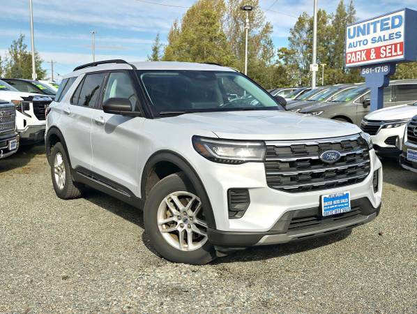 2025 Ford Explorer Active Sport Utility 4D 1
