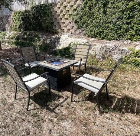 Patio Set wit Gas Fireplace 1