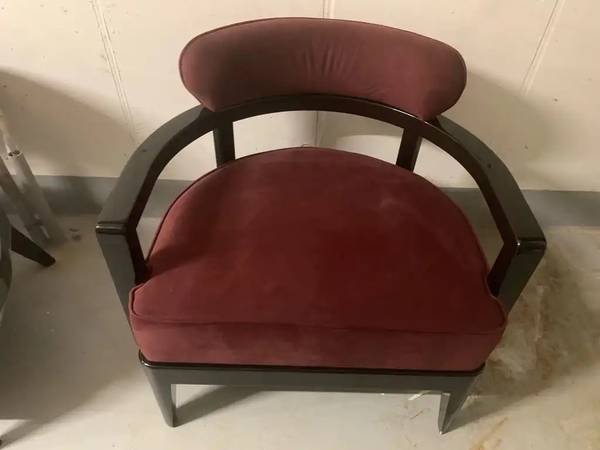 Red velvet accent chair 1