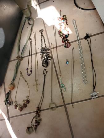 Toda la colección de joyas - $100 (alameda)63471453492611121
