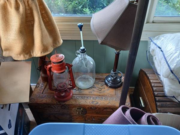 Record player stand, doll high chair,much more stuff 1