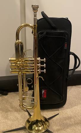 Trumpet Bach TR-500 just serviced 1