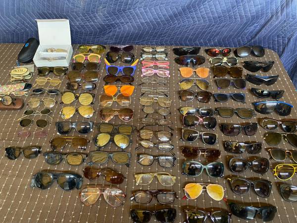85 STORAGE UNIT Finds Sunglasses Eyeglasses Frames Mixed Damaged AS IS 1