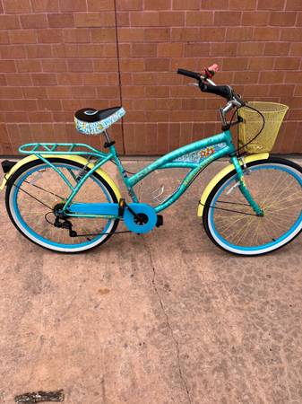 Margaritaville beach cruiser seven speed 1