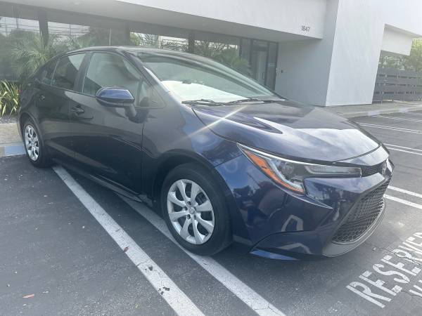 Toyota Corolla 2022 - $14,000 (Santa Mónica)63623857506947122