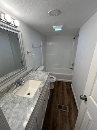 $1,295 / 2br - 1200ft2 - 2521 Michigan Av. 2/2 (Panama City)63812986260995123