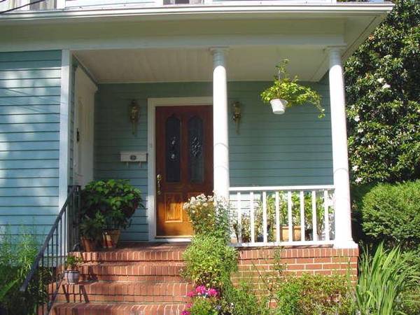 $1,750 / 1br - 290ft2 - Splendid Library Suite, Historic Home, Falls Church City, Metro (Falls Church)64040030941186121