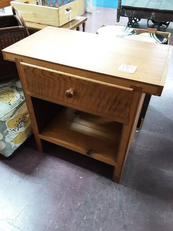 Heavy Duty  Table 10190 1