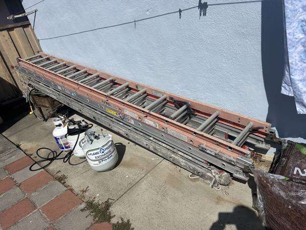 1 large ladders 24 feet plus 3 gas cylinders and 1 torch 1