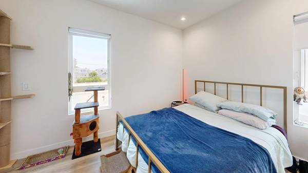 $1,550 / 1br - We have a spacious, sunlit Private room available for rent63857624170499123