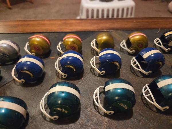 80s football helmets Miami Dolphins (1980-96) Authentic Mini NFL Throwback Helmet by Riddell : Sports Related Collectible Mini : Sports & Outdoors field designs game worn 80's helmet New