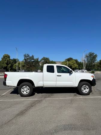 2019 Toyota Tacoma SR 4x4 - $19,000 (Wenatchee)63442546478979124