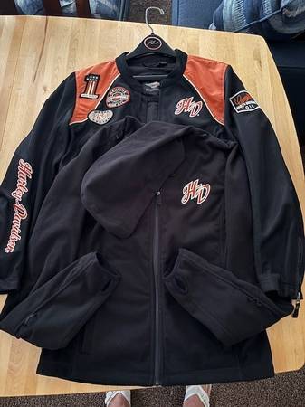 Women's Harley Davidson Jackets - 3 in 1 set (size Large) 1