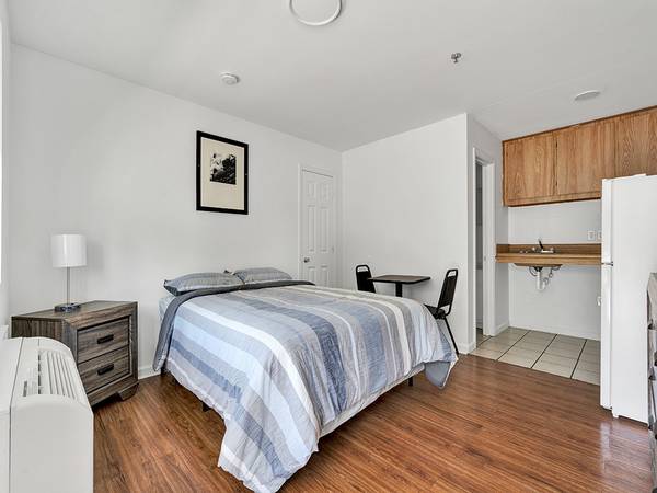 $344 Estudio 1ba, Sin contrato a largo plazo requerido, en Cleveland63617434194947122