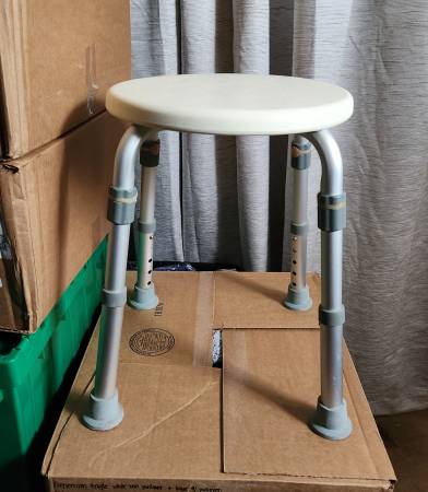SHOWER CHAIR 1