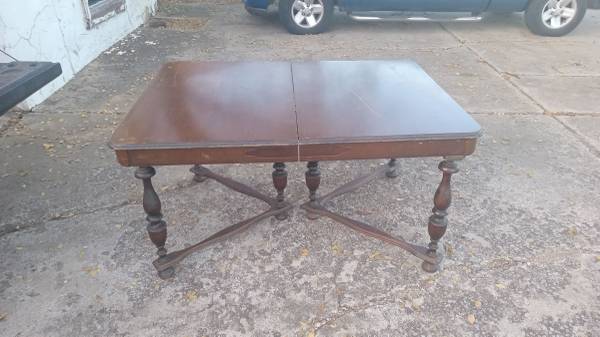 Antique kitchen table 1