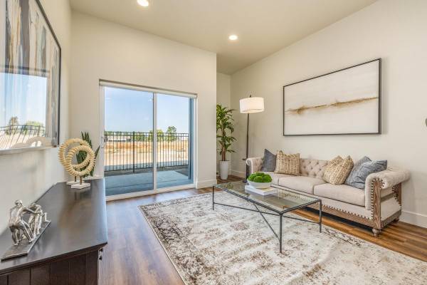 $1,680 / 1br - 565ft2 - Brand New 55+ Apartments in Star, Idaho! Pet Friendly, Indoor Pool!63794970686467120