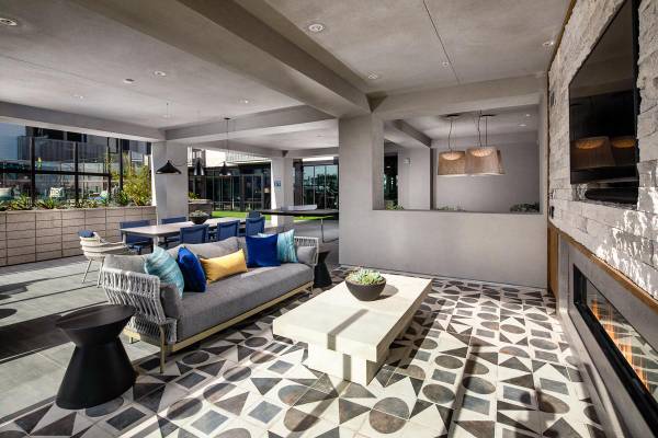 $2,975 / 1br - 693ft2 - Tour Today, Quartz Countertops, Private Patio/Balcony, Sunset Lounge (North Park)64037042067969123