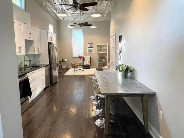 $155 / 1br - 3660ft2 - Gwynn Sub (1.0) (Key West)63838116280321120