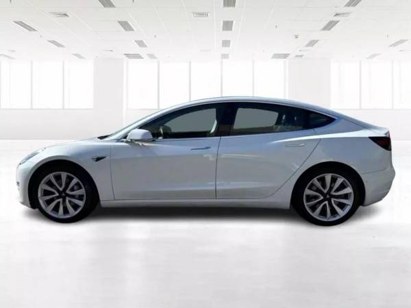 2019 Tesla Model 3 Standard Range Plus Sedan 4D - $17,699 (+ FaceAutos - EASY APPROVAL! TAX TIME IS CAR-TIME!)63624035590017123