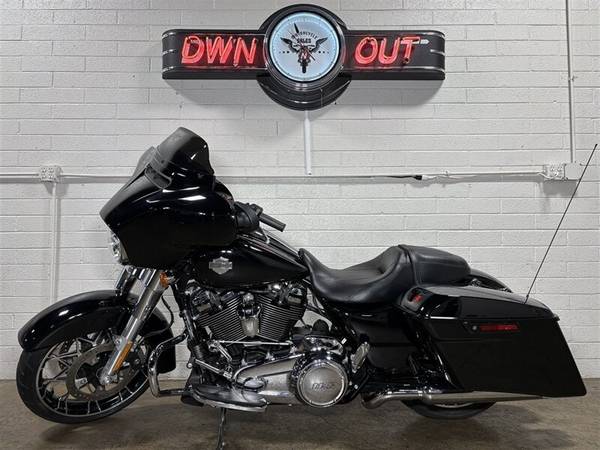 2022 HARLEY DAVIDSON FLHXS Street Glide Special    1