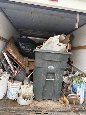 Junk removal 🚛 moving 🔨 painting🔨drywall 🔨tile 🔨Handyman services 1