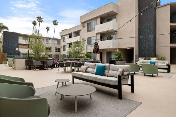 $2,465 / 1 hab. - 700 pies² - Edificio(s) con ascensor, elegantes frentes de baldosas, sauna seco (Hollywood)63857622994819124