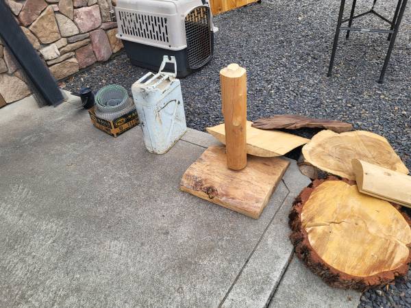 Yard sale photo