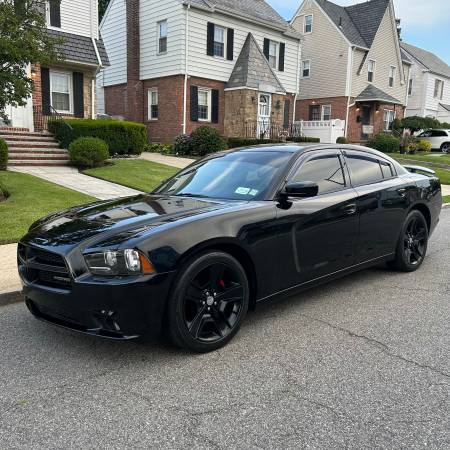 2013 Dodge Charger 57k Low Miles - Título Limpio - Estado Impecable - $12,900 (Bayside)63614244992771121