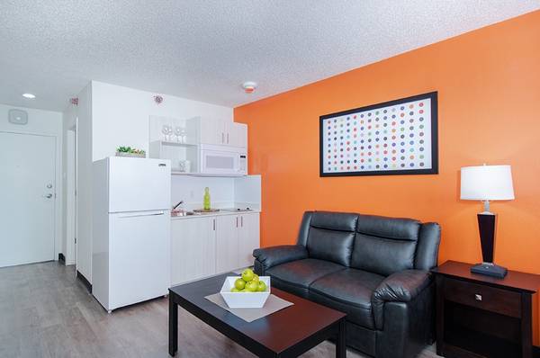 Flat Screen TVs, Elevator Access, Fully Furnished 1