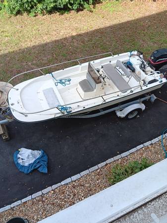 16 ' Wahoo center console 1