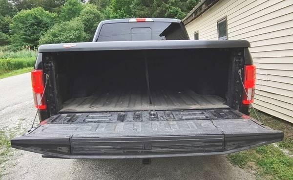2020 Ford F150 Lariat  1 DUEÑO  INSPECCIONADO EN VT*Vermont*Ron’s Auto Vt - $18,995 (W. Rutland, Vt)63622620180353124