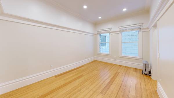 Updated Studio Laundry On Site Pet Friendly 1