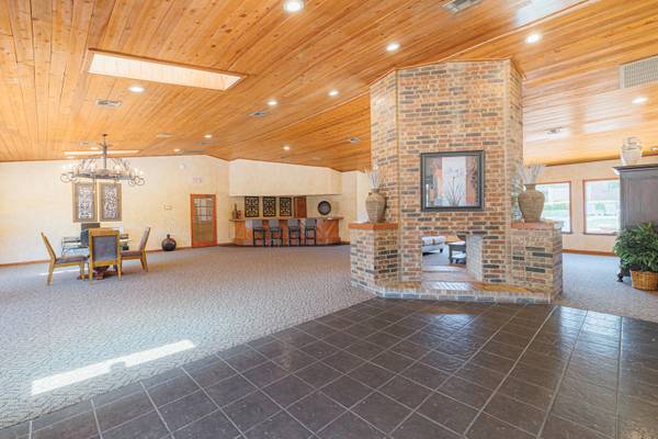 $1,753 / 2br - 1100ft2 - 🍂FALL in LOVE with your new 2 Bed/2 Bath! Move in 10/1/25🍂 (Irving)63796257787523123