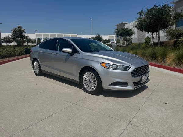 2014 FORD FUSION HYBRID—1-OWNER / SUPER CLEAN & RUNS EXCELLENT - $7,70063618267600769120
