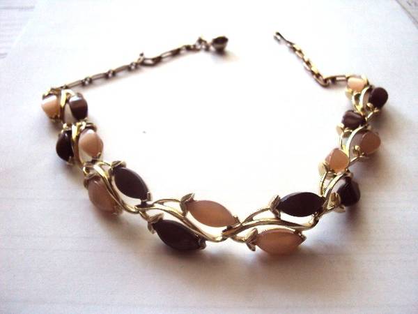 Vintage Choker Necklace -16” - $12 (Fenway, Boston)63471261443843121