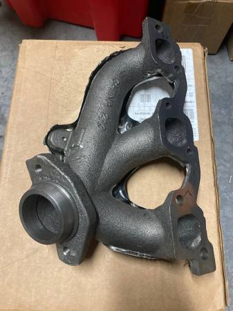 Wrangler exhaust manifold ‘11-‘17 right side 1