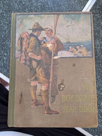 1918 the BOY SCOUTS YEAR BOOK 1