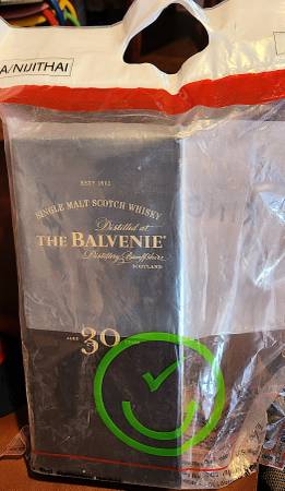 Balvenie 30 yr old single malt NEW maccalan 1
